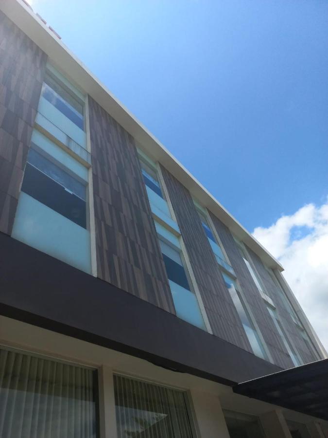 Cendana Coliving Solo Baru Hotel ภายนอก รูปภาพ